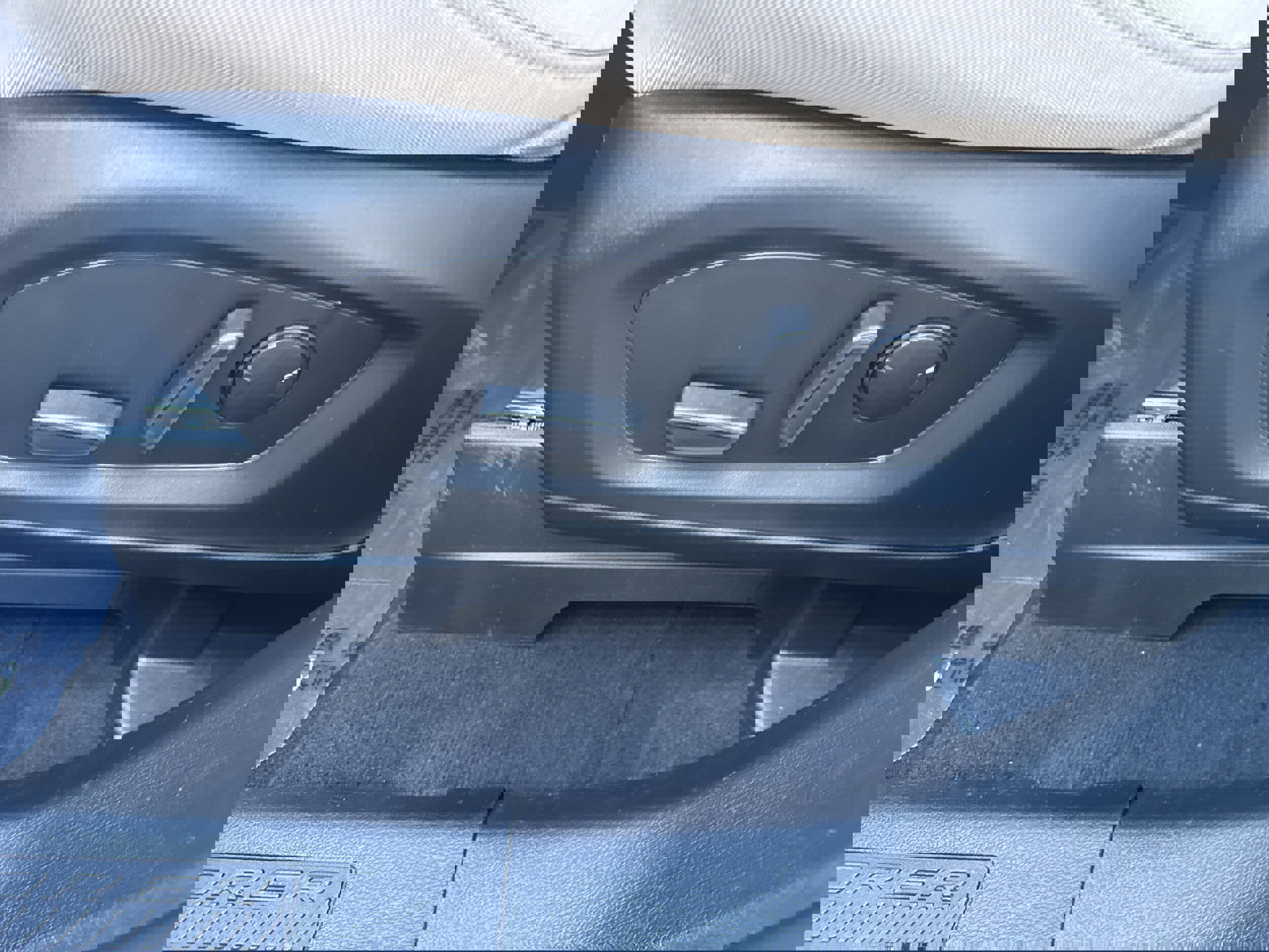 Used 2021 Ford Explorer XLT image 6