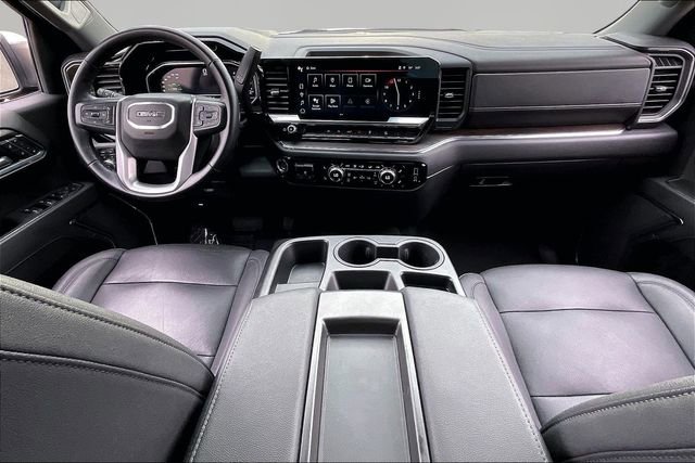 Used 2024 GMC Sierra 1500 SLT w/ X31 Off-Road Package AWD/4WD image 7