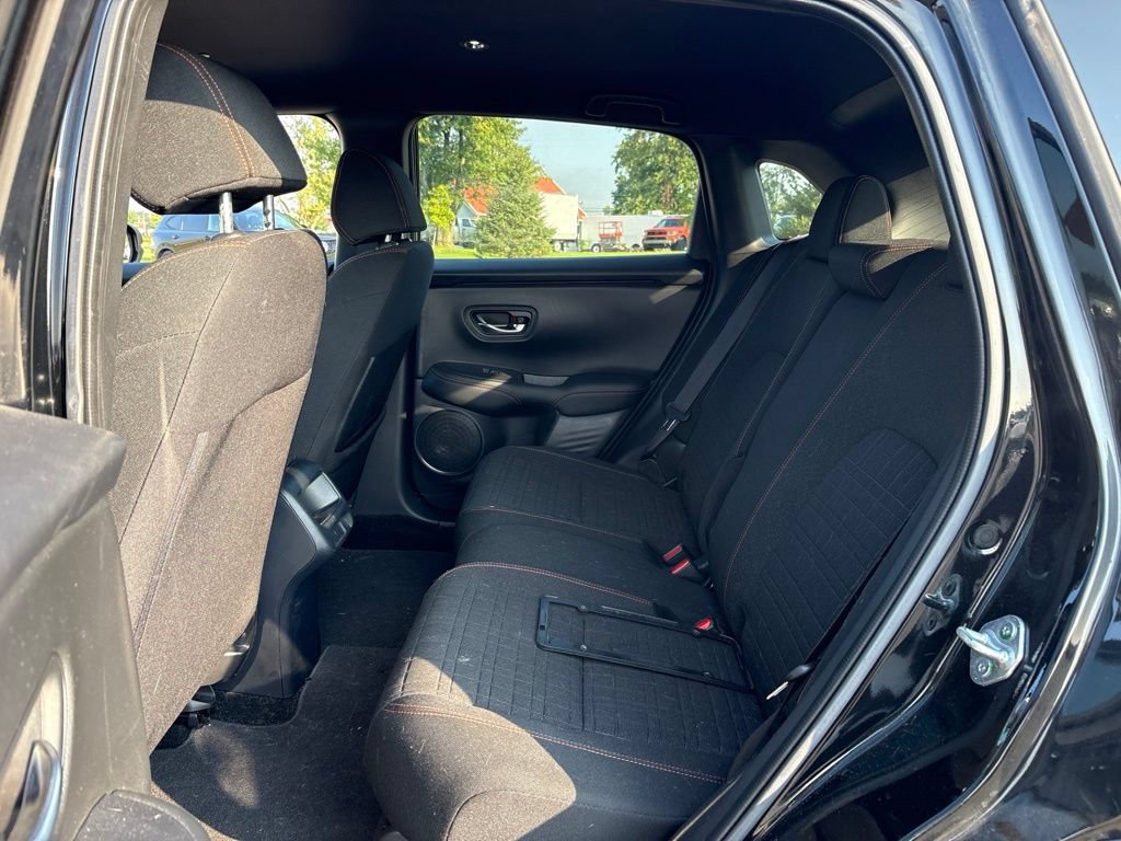 Used 2025 Honda HR-V Sport image 15