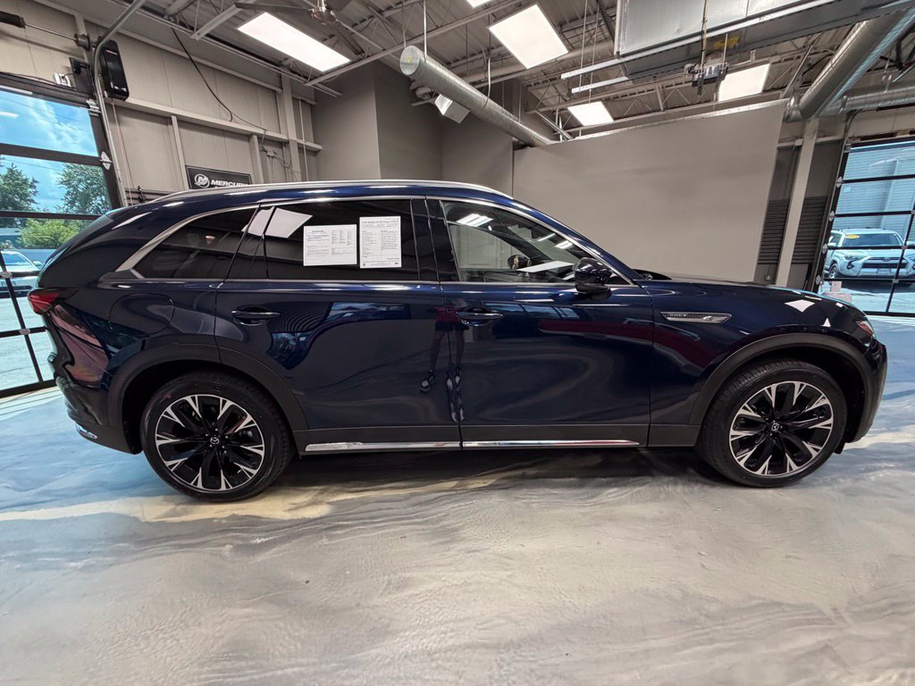 Used 2024 MAZDA CX-90 Plug-In Hybrid w/ Premium Plus AWD/4WD image 35