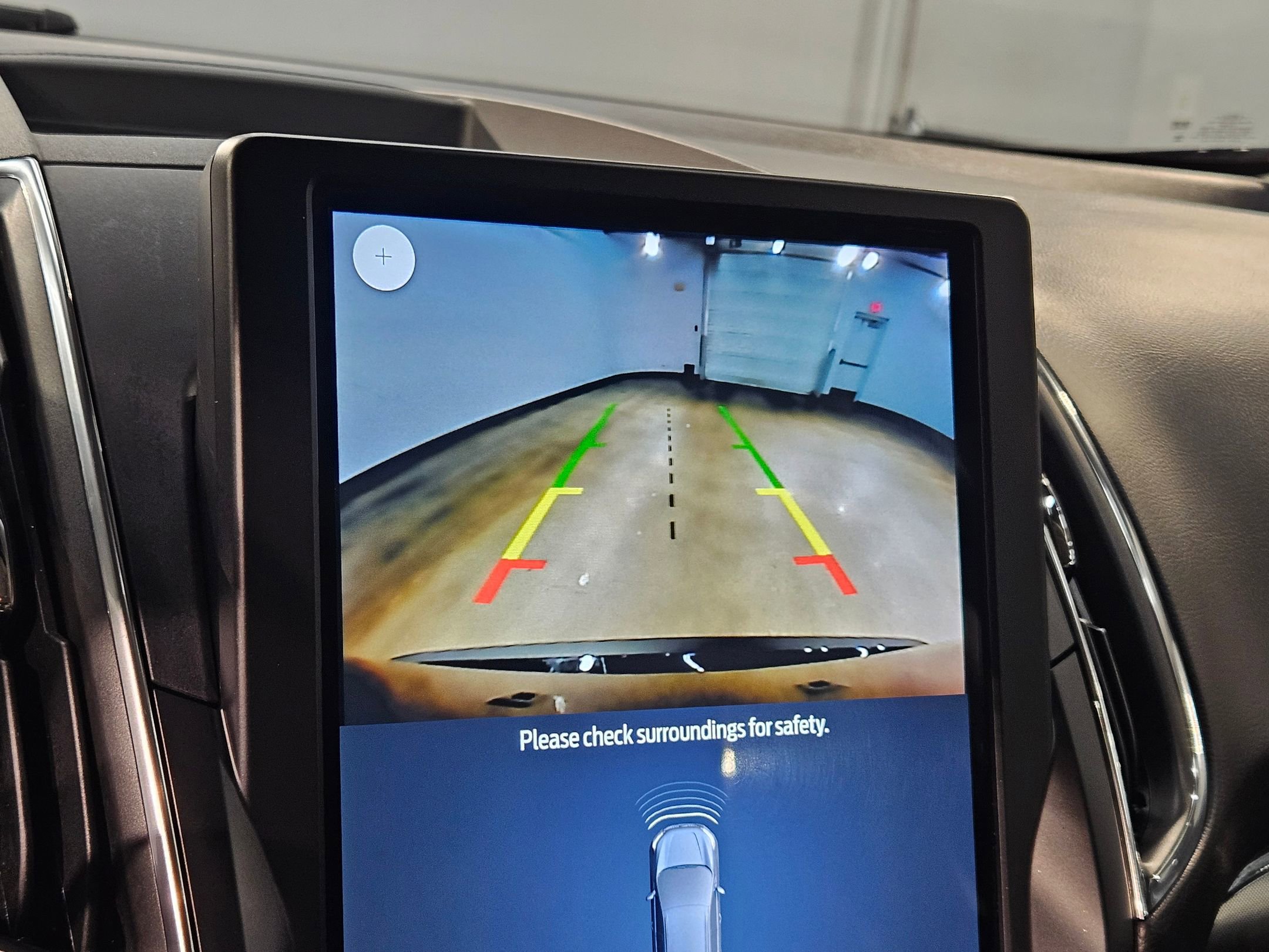 Used 2024 Ford Edge Titanium image 30