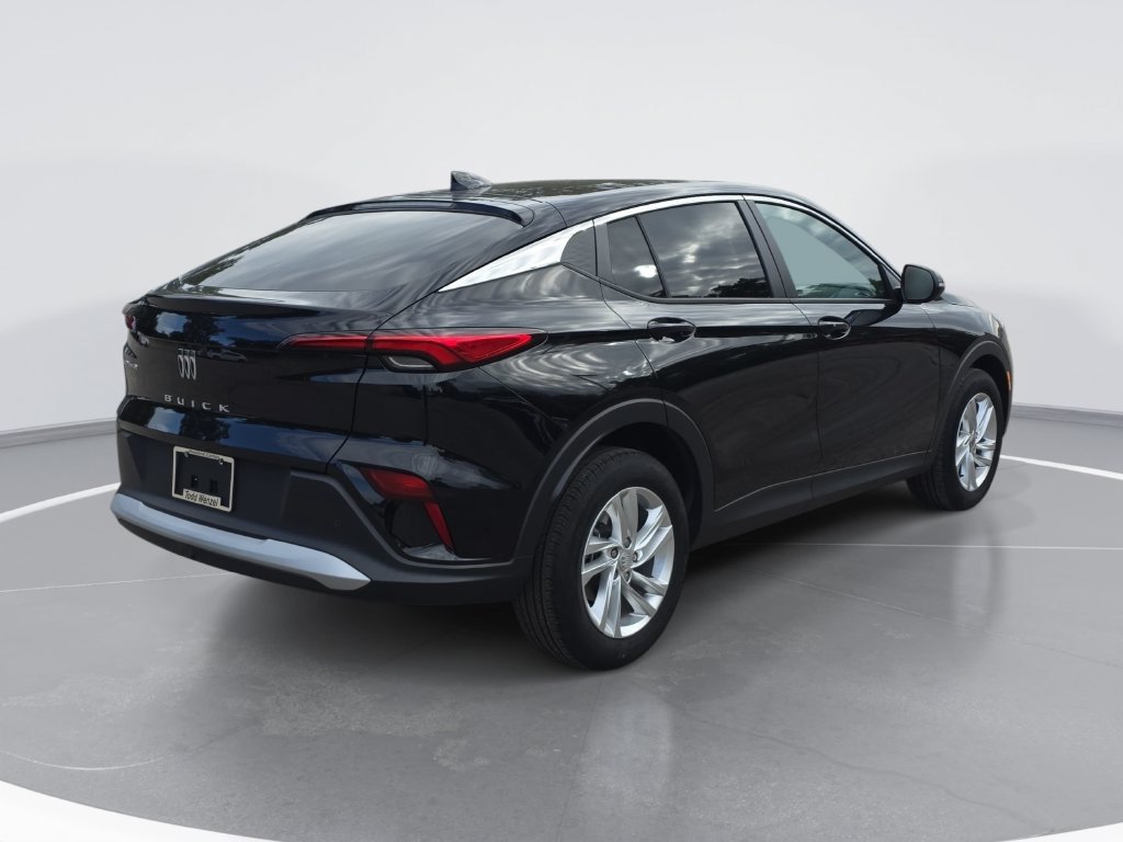 Used 2025 Buick Envista Sport Touring w/ Convenience I Package FWD image 3