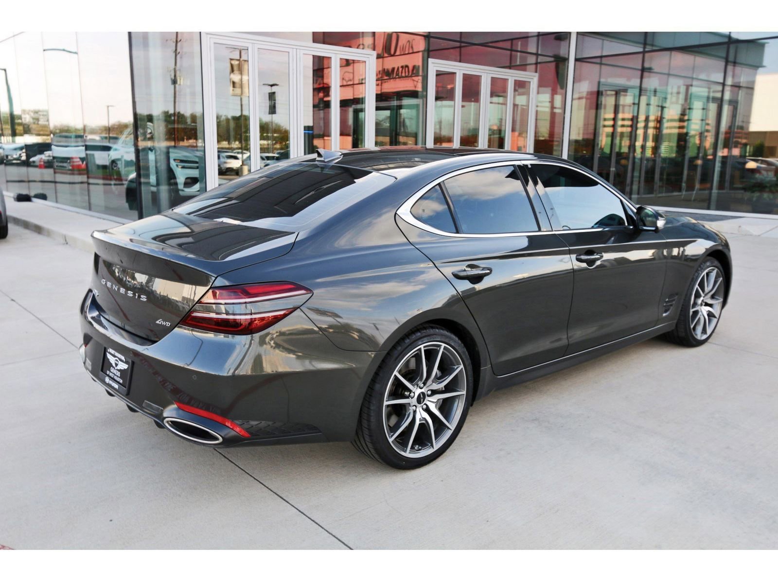 Used 2026 Genesis G70 2.5T Prestige image 8