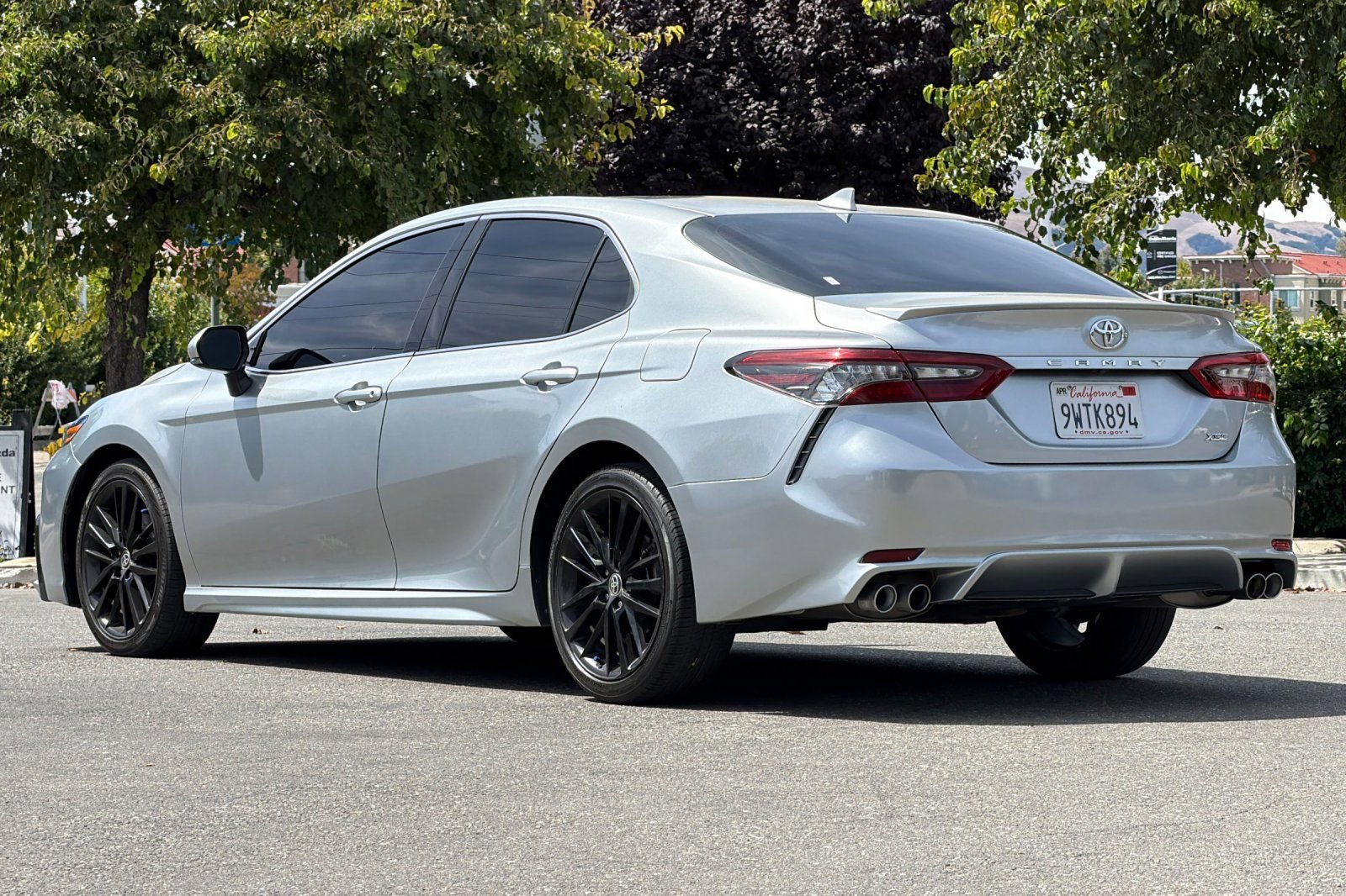 Used 2023 Toyota Camry XSE FWD image 6