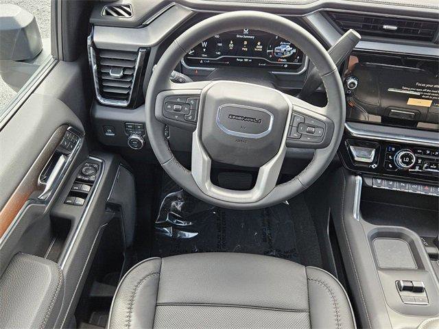 New 2025 GMC Sierra 3500 Denali w/ Denali Reserve Package image 11