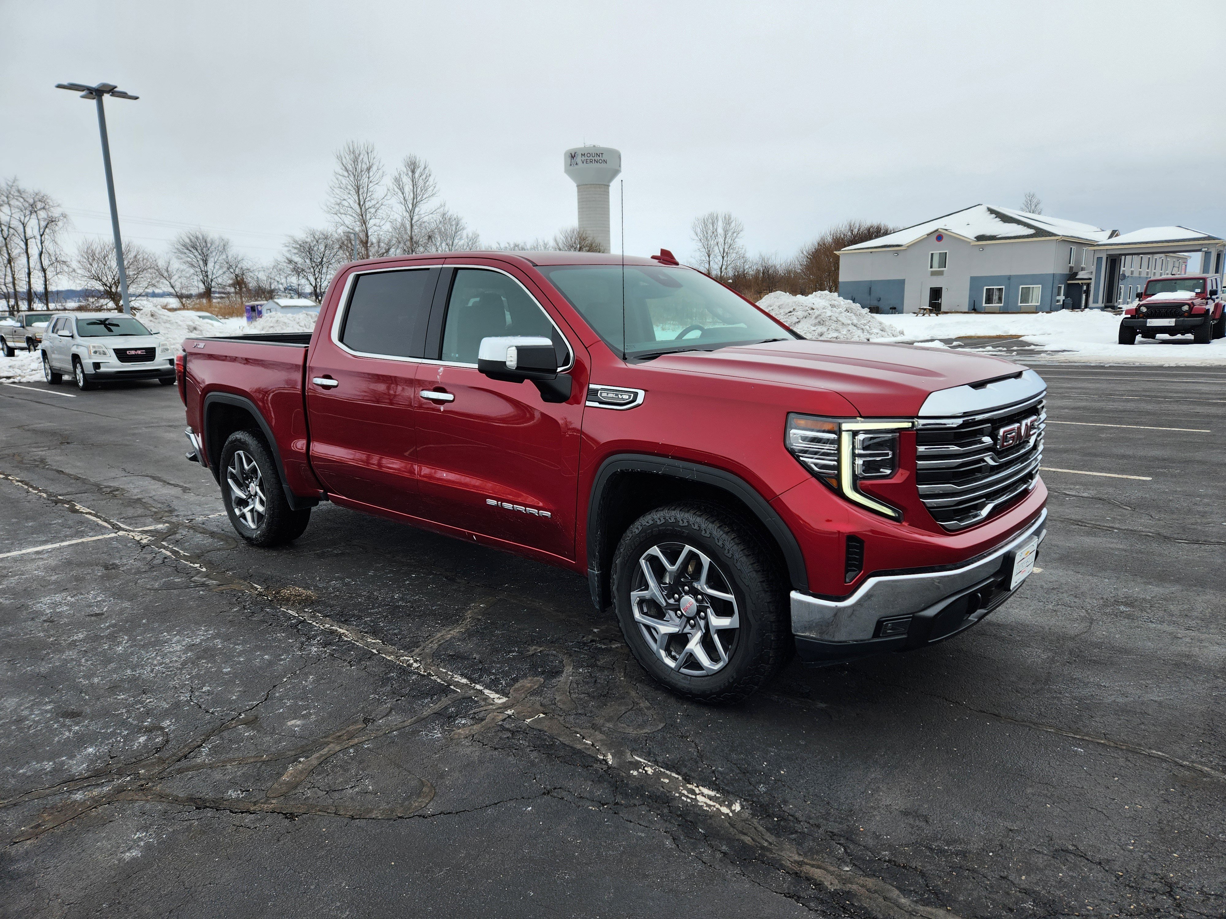 Used 2024 GMC Sierra 1500 SLT w/ SLT Premium Package image 9