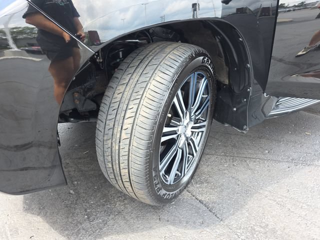Used 2019 Lexus LX 570 4WD w/ Luxury Package image 35