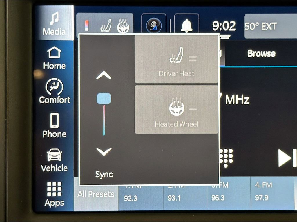 Used 2023 Chrysler Voyager LX image 18