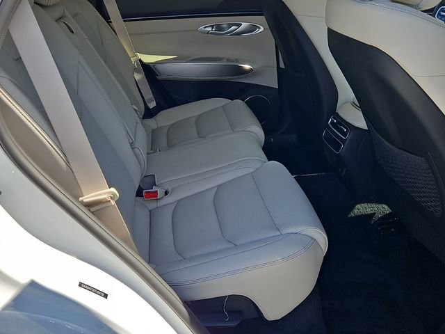 Used 2026 Genesis GV70 2.5T Select image 18