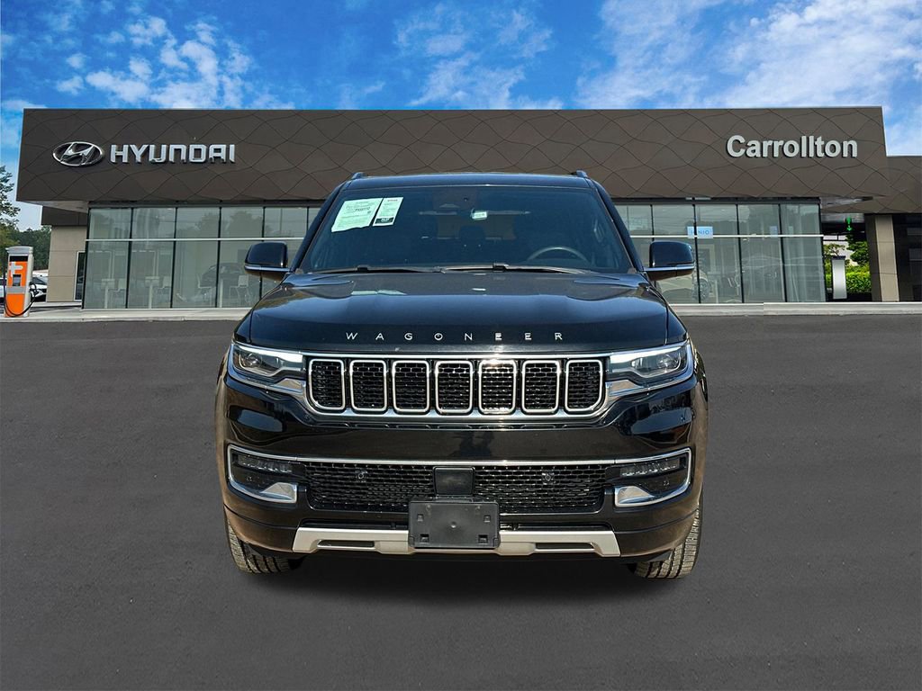 Used 2023 Jeep Wagoneer Series II AWD/4WD image 2