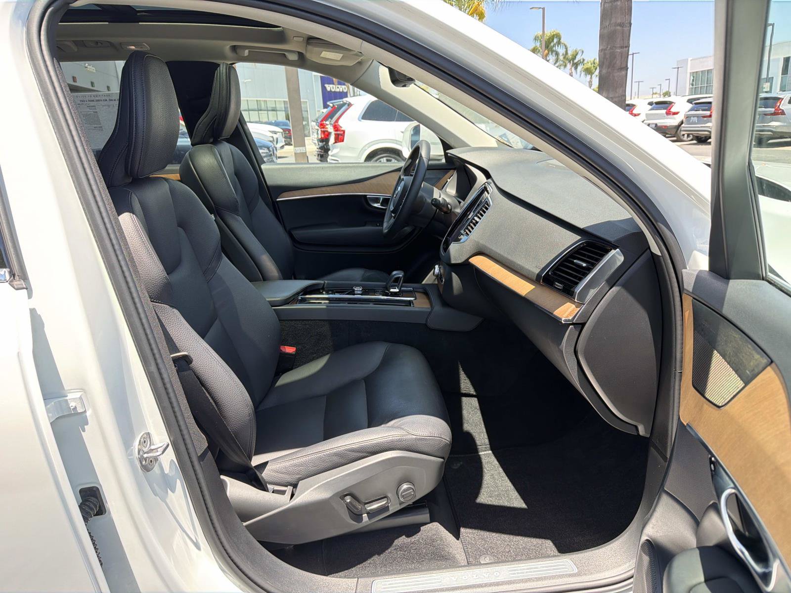 Certified 2023 Volvo XC90 B6 Plus w/ Protection Package Premier AWD/4WD image 26