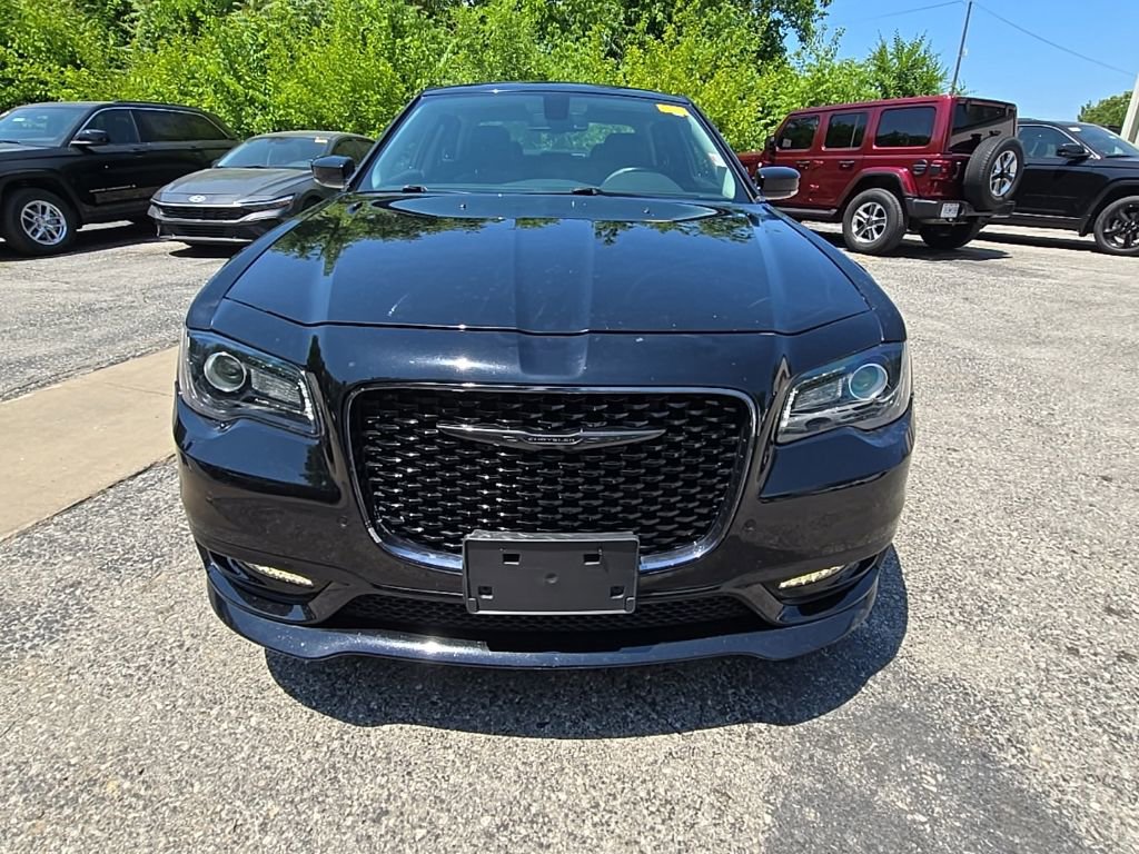 Used 2021 Chrysler 300 Touring L AWD/4WD image 11