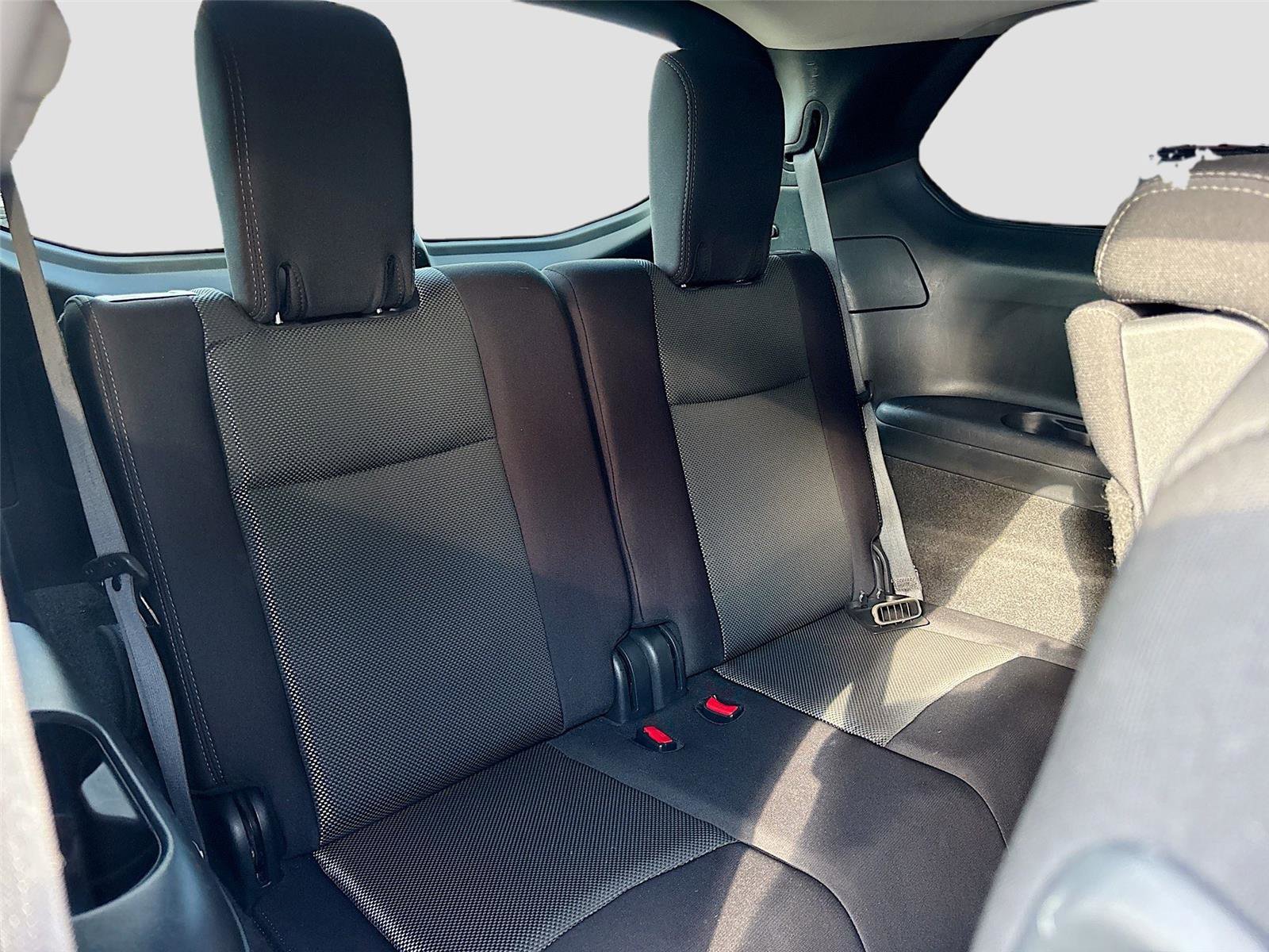 Used 2020 Nissan Pathfinder SV image 34