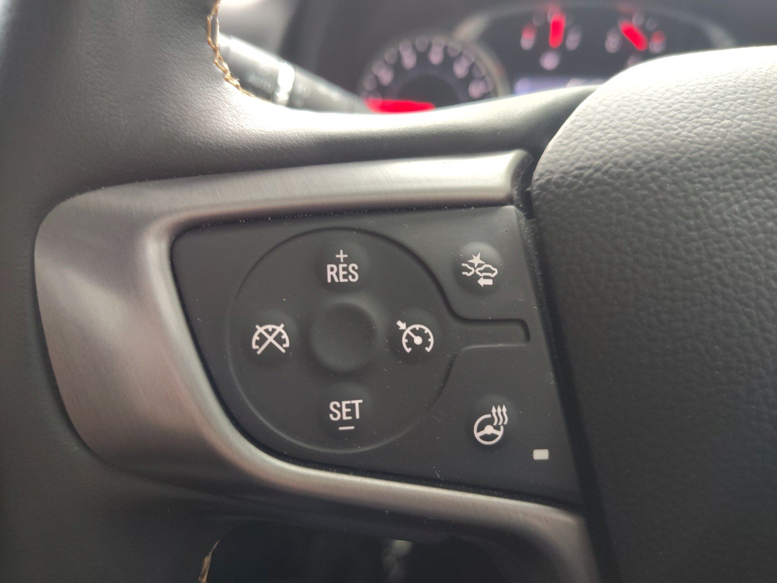 Used 2023 GMC Terrain AT4 w/ Tech Package AWD/4WD image 26
