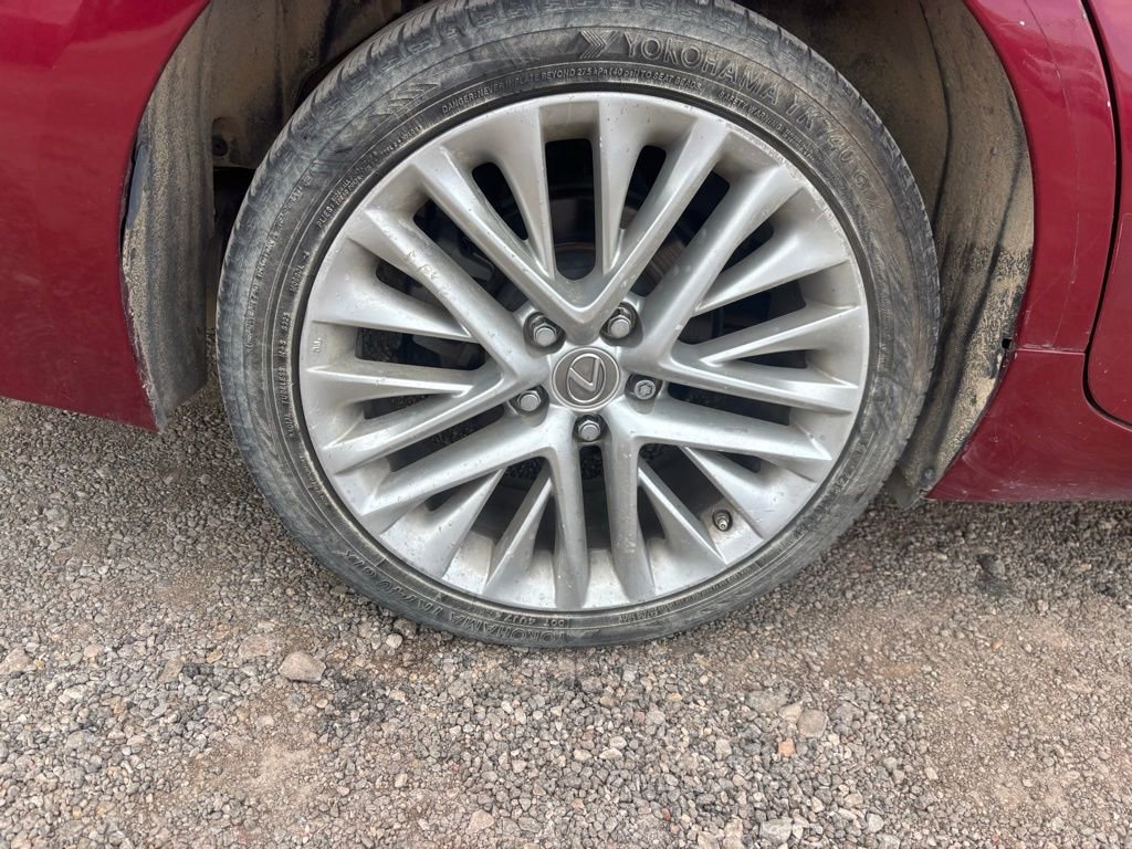 Used 2015 Lexus ES 350 w/ Ultra Luxury Package image 9