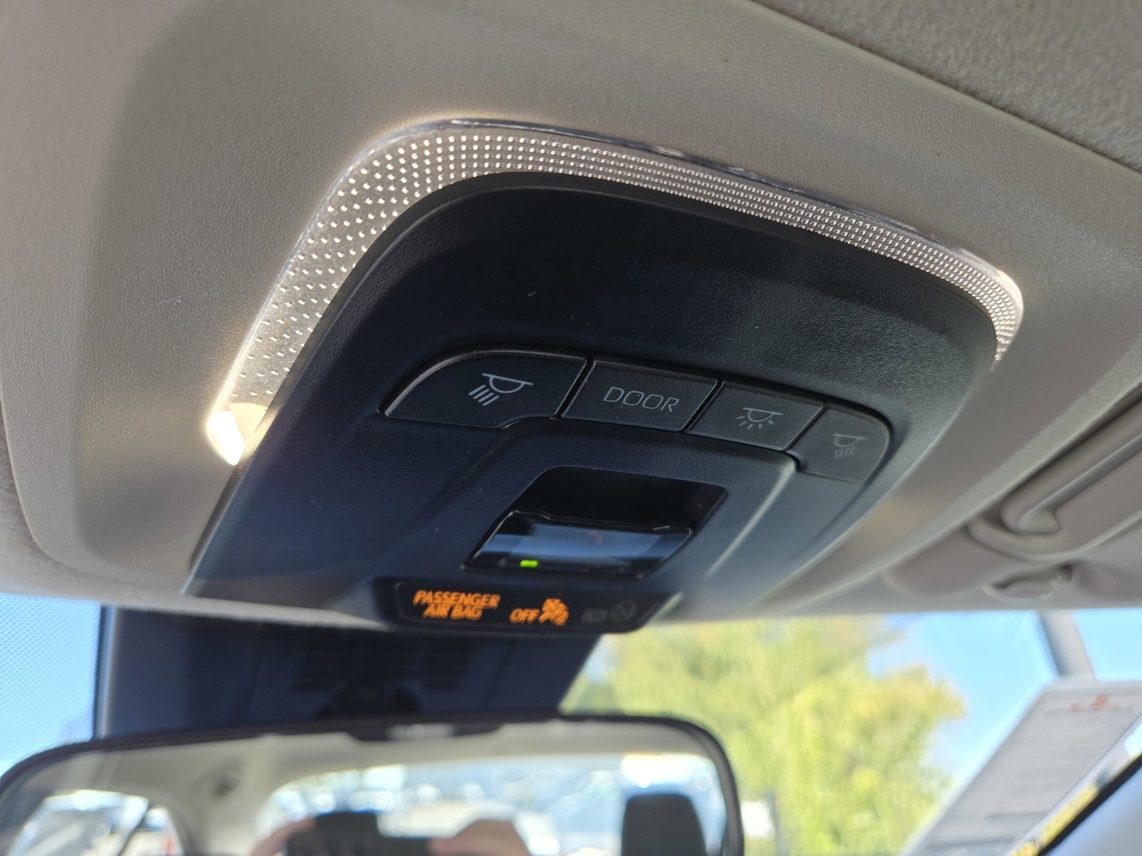 Used 2024 Toyota Corolla LE image 18