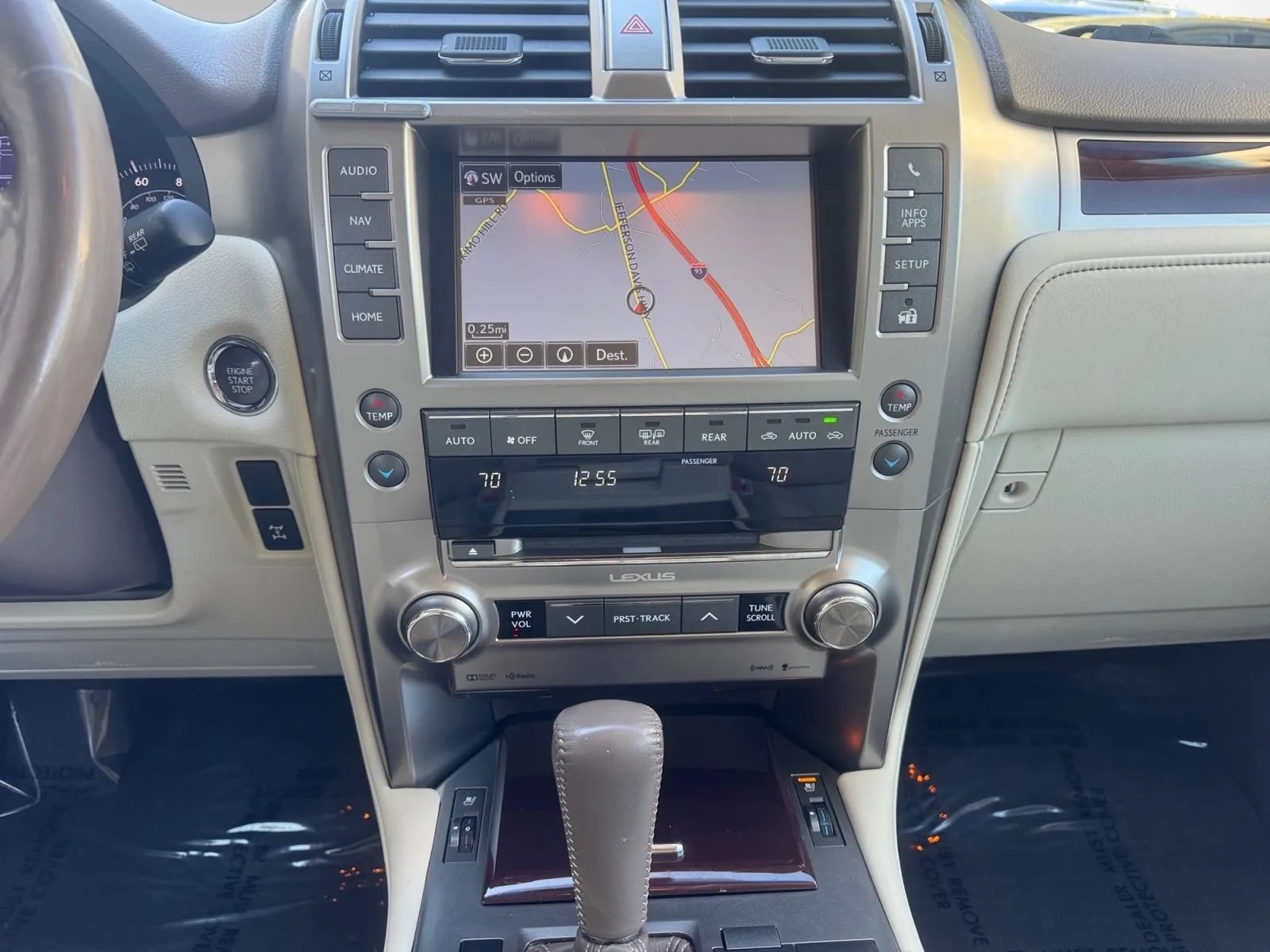 Used 2016 Lexus GX 460 w/ Premium Package AWD/4WD image 16