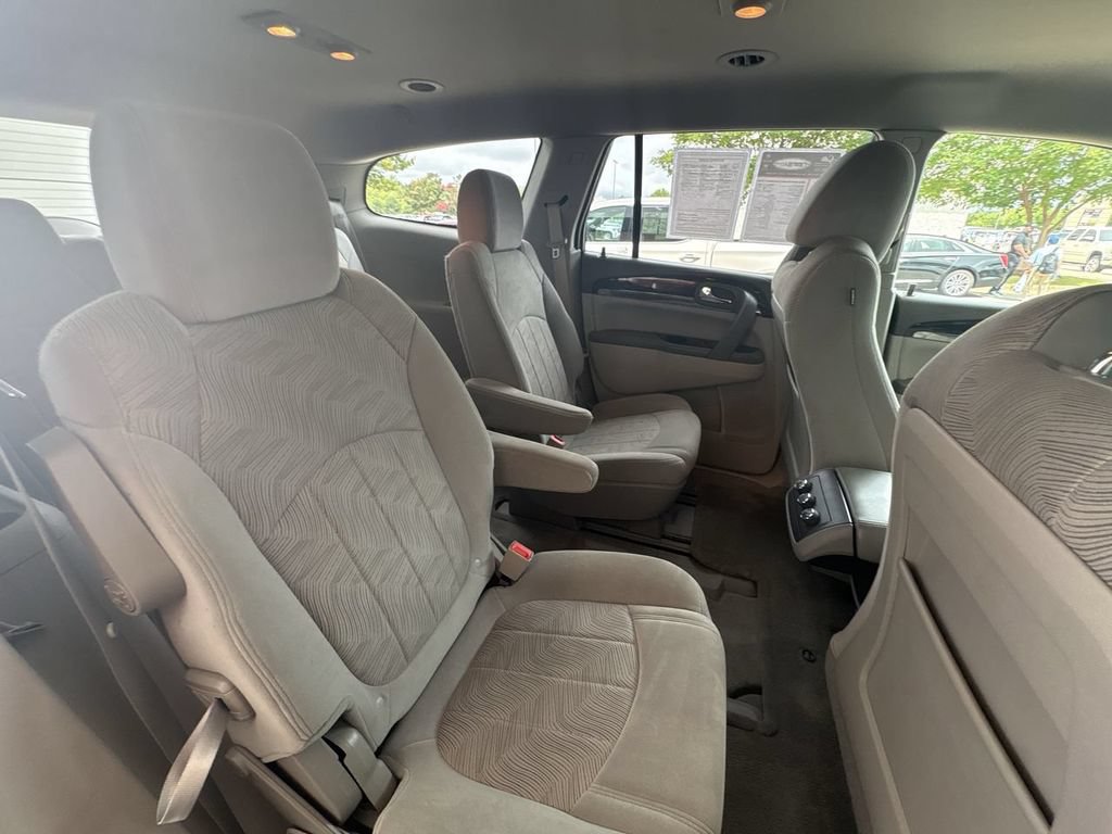 Certified 2015 Buick Enclave Convenience FWD image 26