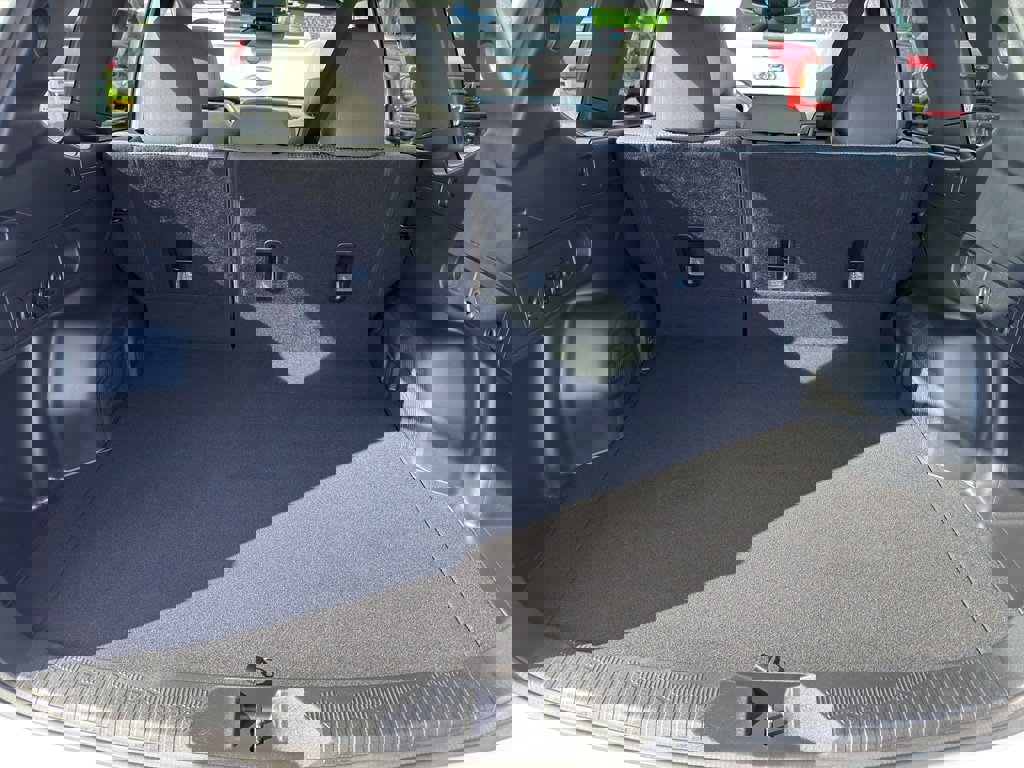 Used 2025 Subaru Forester Premium image 19