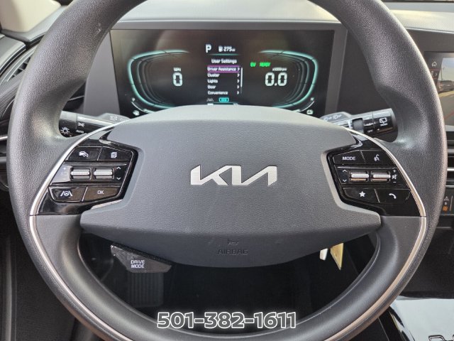 Used 2025 Kia Niro LX FWD image 29