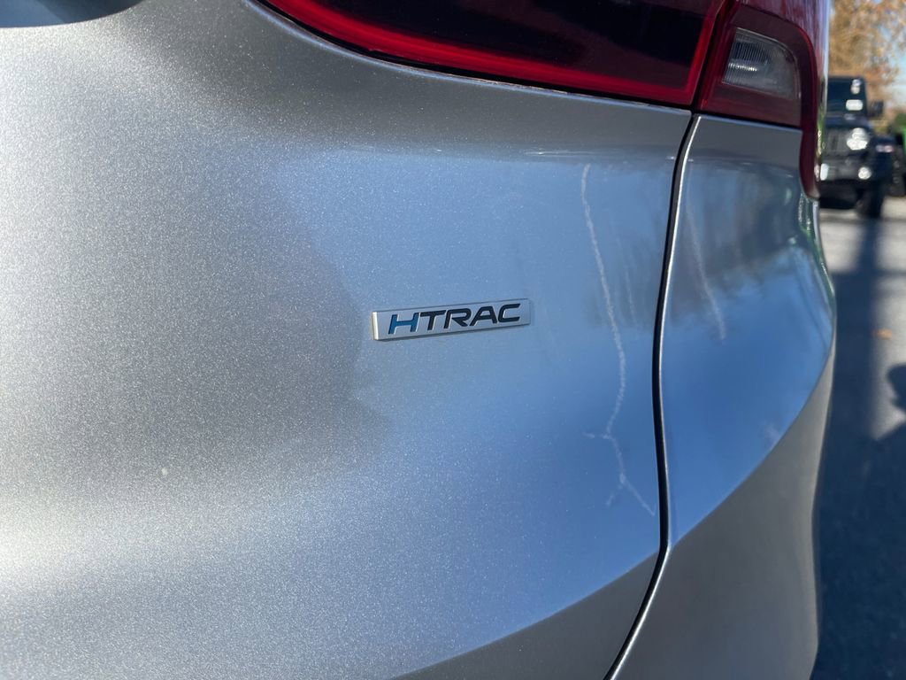 Used 2023 Hyundai Santa Fe SEL image 16