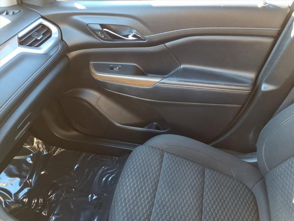 Used 2019 GMC Acadia SLE FWD image 27