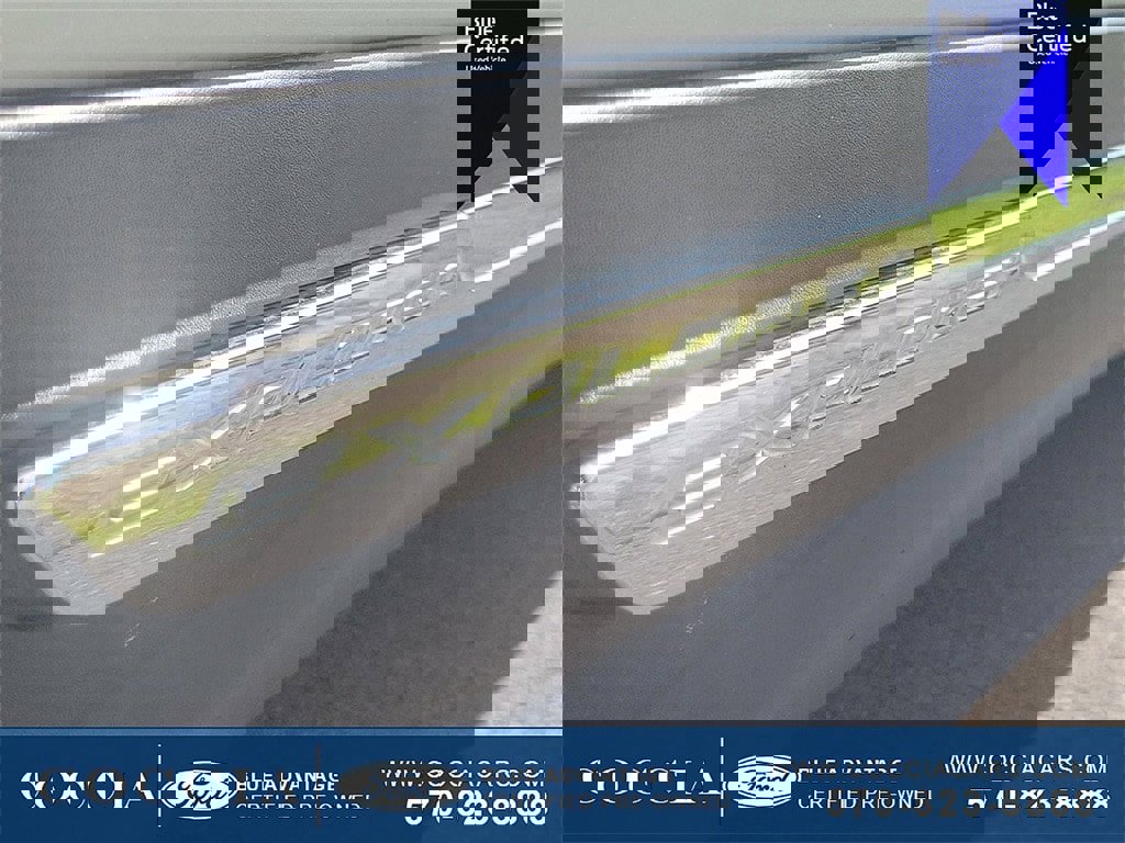 Certified 2016 Ford Explorer XLT w/ Equipment Group 202A image 11