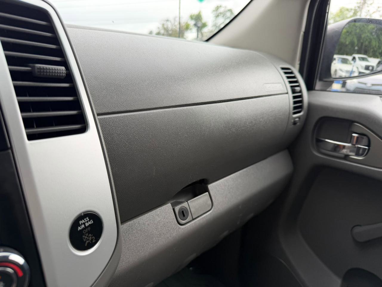 Used 2016 Nissan Frontier S RWD image 36