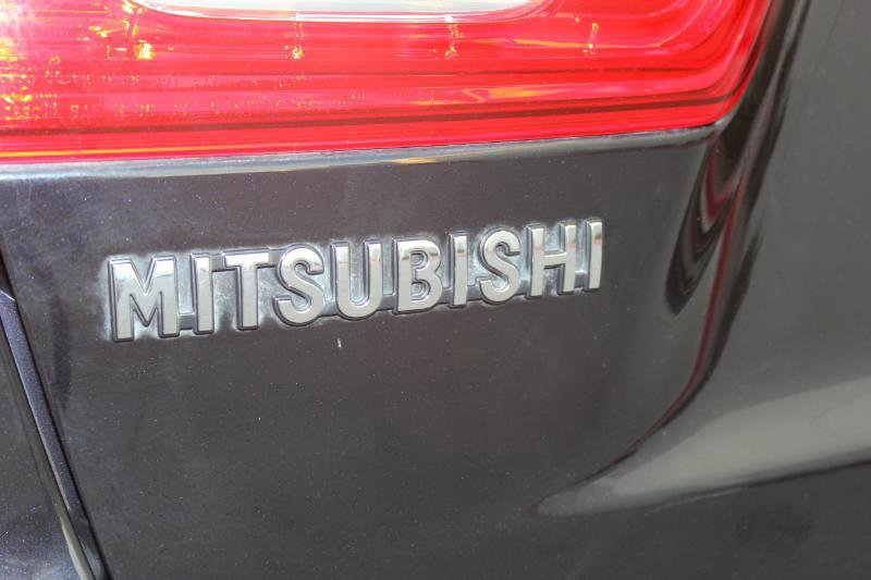 Used 2019 Mitsubishi Outlander Sport SE FWD image 9