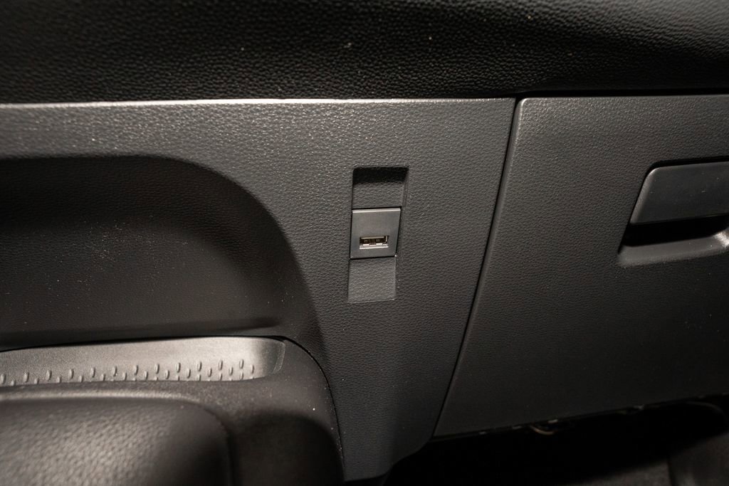 Used 2021 Toyota Corolla LE image 13