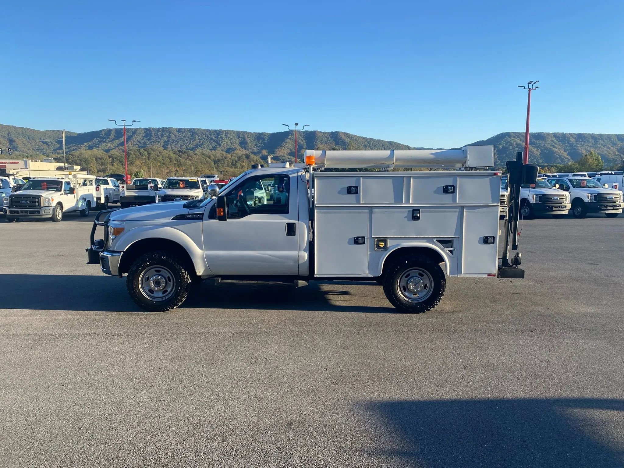 Used 2015 Ford F350 XL AWD/4WD image 5