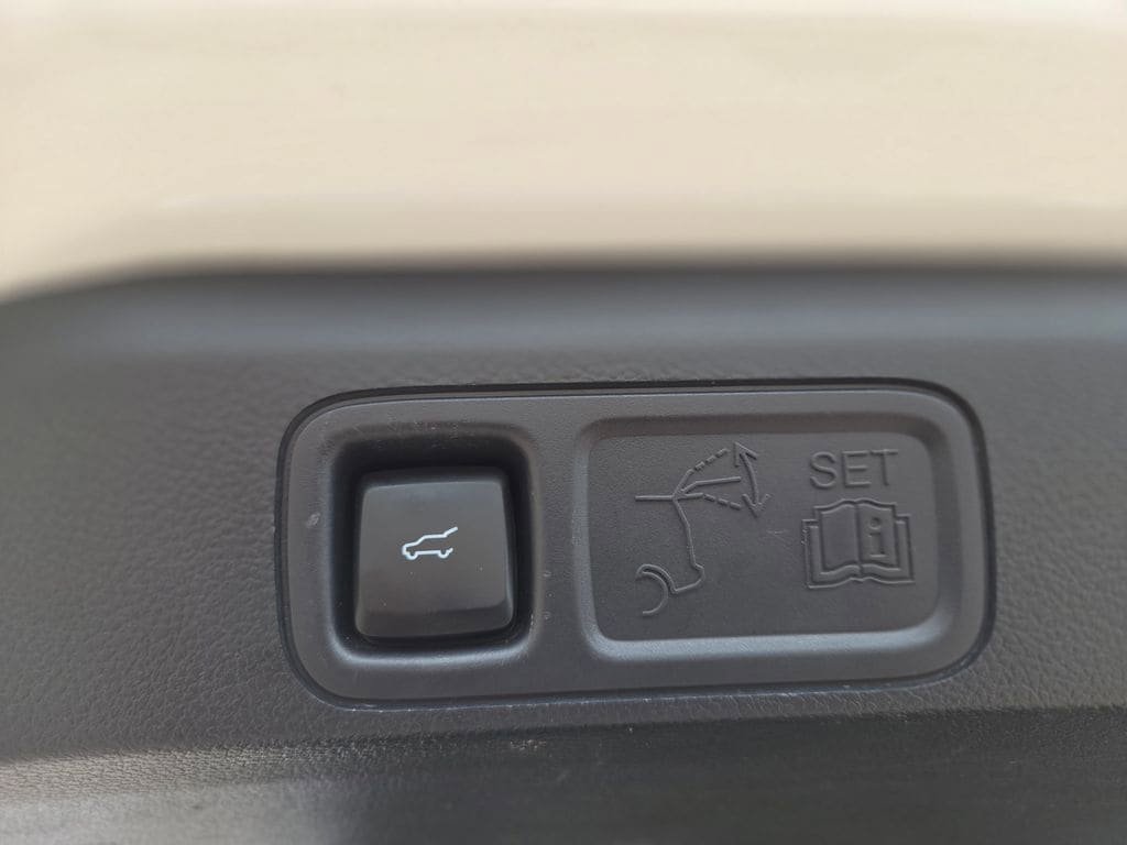 Used 2024 Ford Expedition Max XLT AWD/4WD image 14
