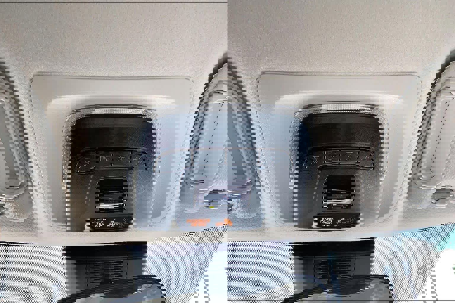 Certified 2025 Toyota Corolla LE FWD image 31