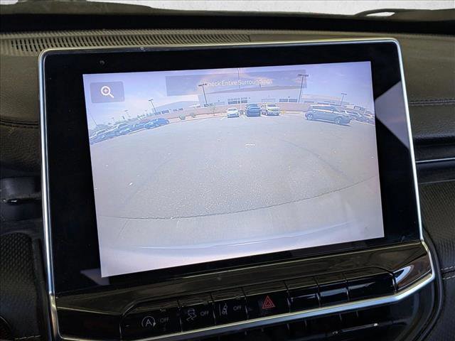 Used 2023 Jeep Compass Latitude AWD/4WD image 12