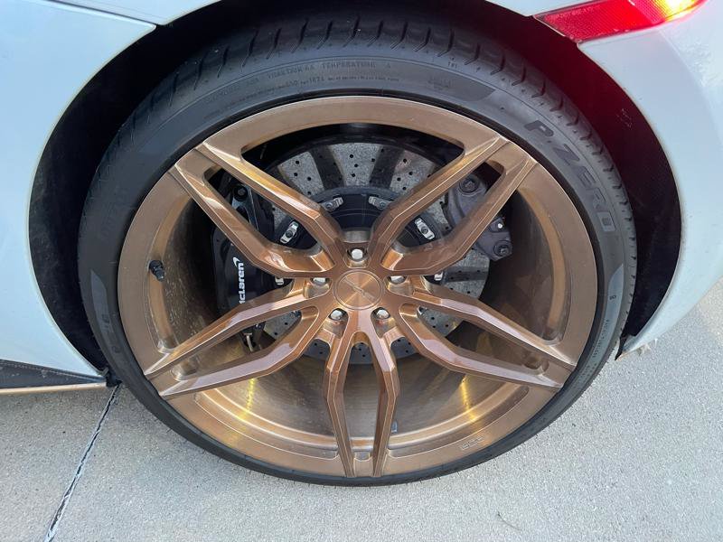 Used 2017 McLaren 570S Coupe RWD image 17