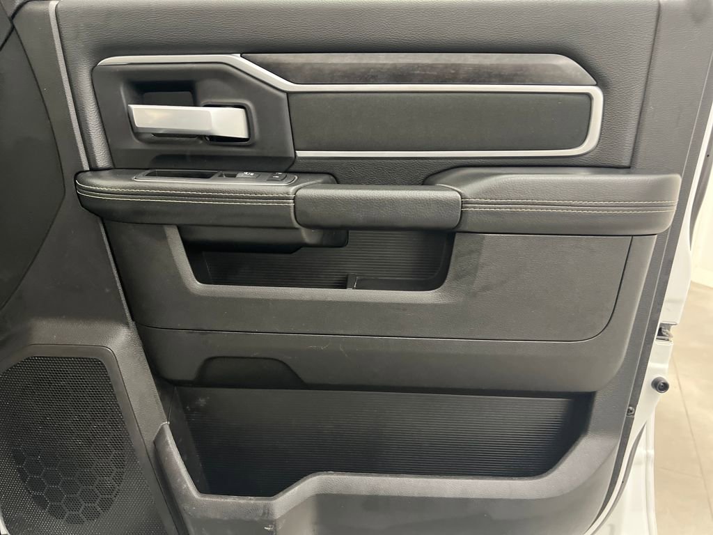 Used 2024 RAM 2500 Big Horn image 24