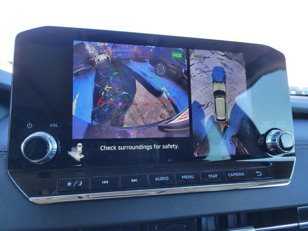 Used 2023 Mitsubishi Outlander SE image 18