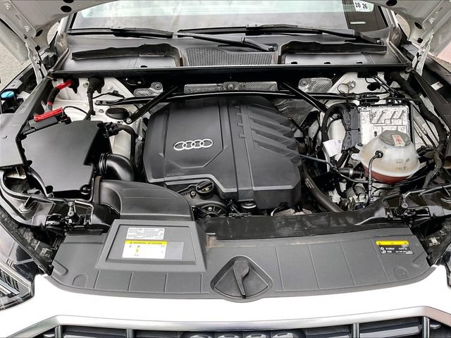 Used 2021 Audi Q5 Premium AWD/4WD image 19