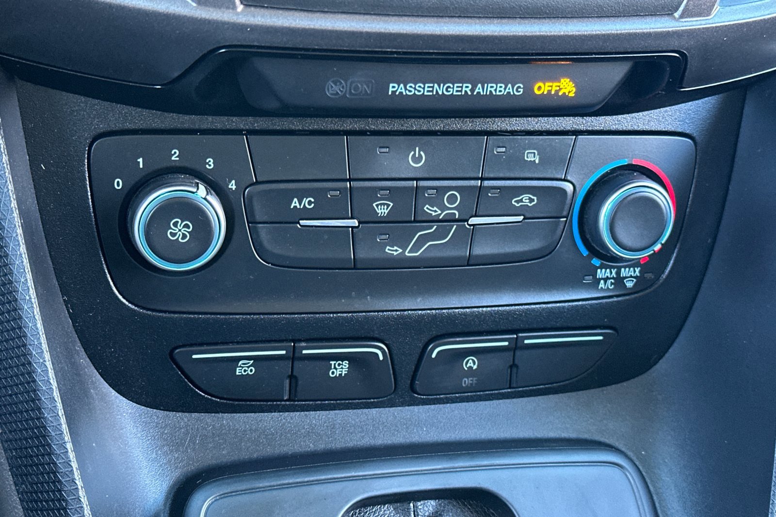 Used 2023 Ford Transit Connect XL image 18