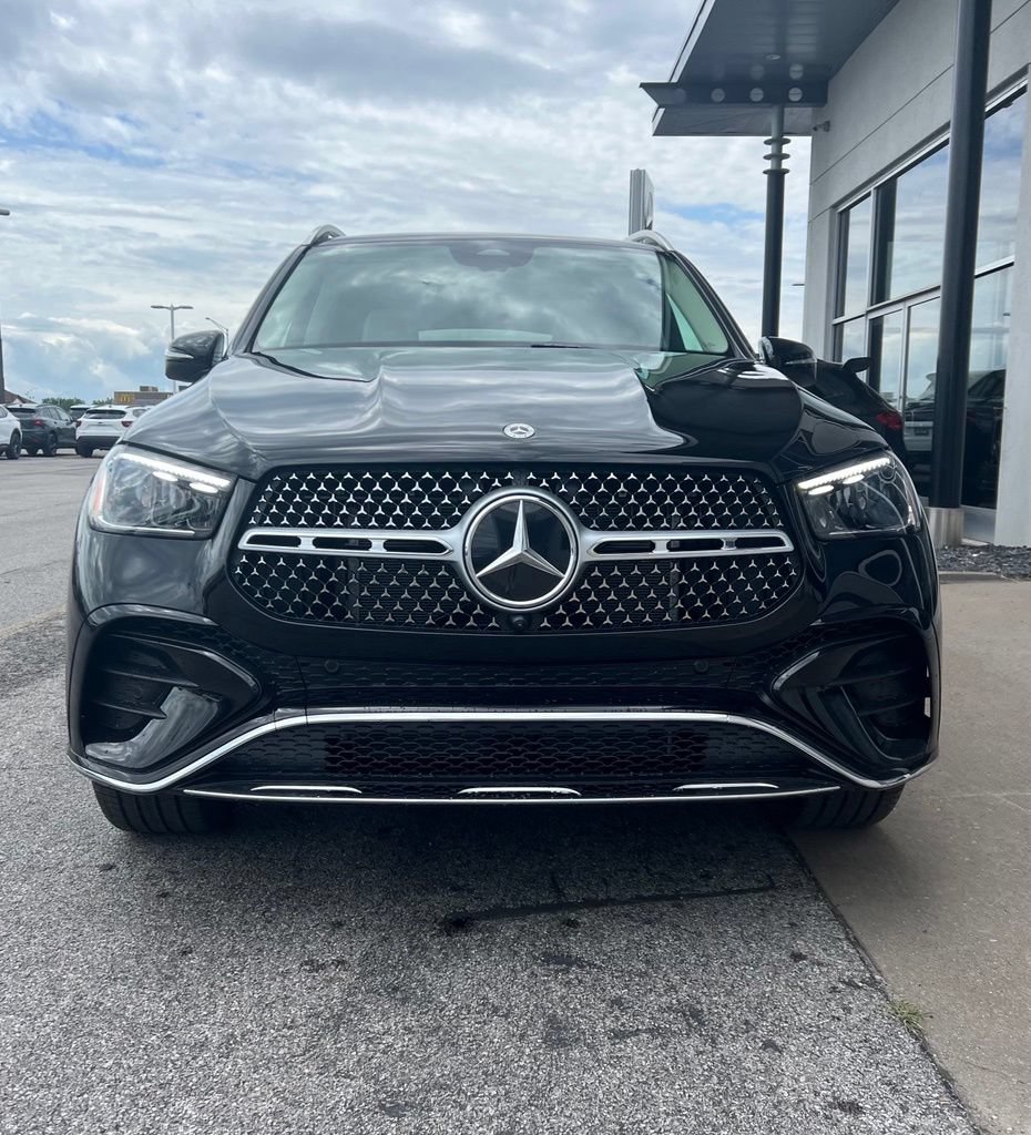 New 2026 Mercedes-Benz GLE 450 4MATIC image 3
