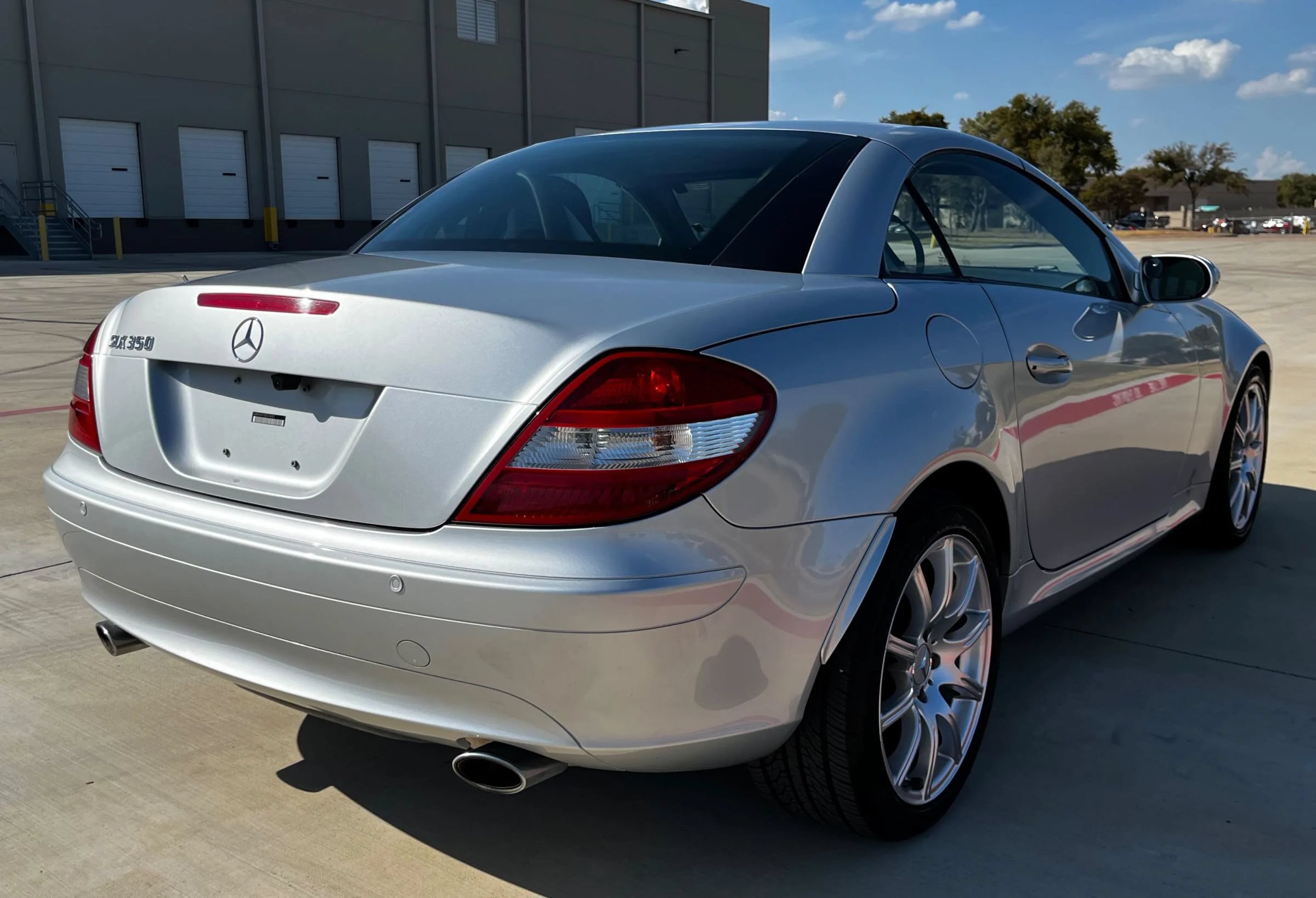 Used 2005 Mercedes-Benz SLK 350 image 7