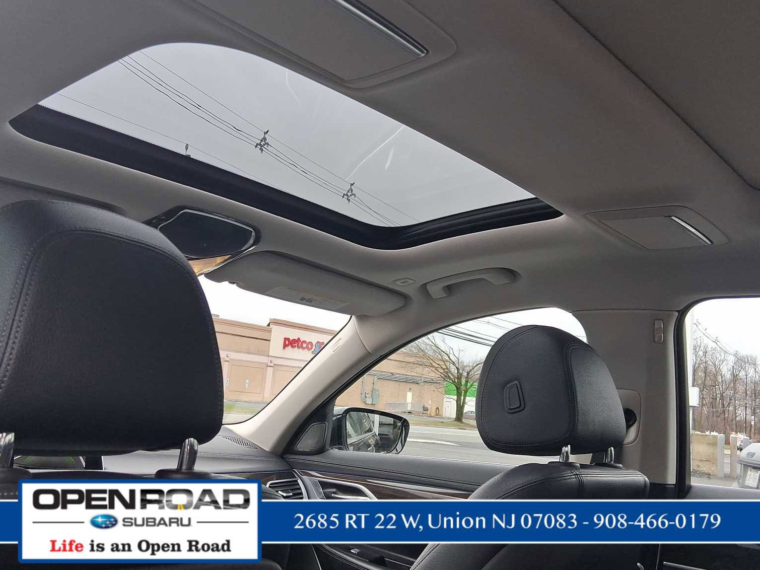 Used 2018 BMW 740i xDrive image 12