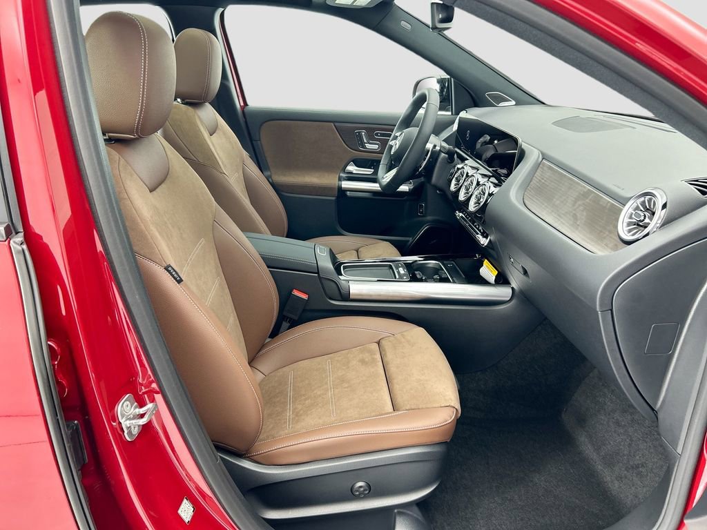 New 2026 Mercedes-Benz GLA 35 AMG 4MATIC image 19