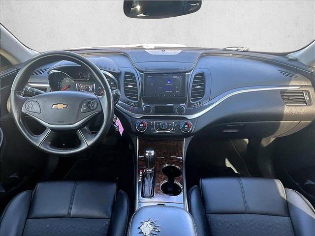 Used 2015 Chevrolet Impala LT w/ Convenience Package FWD image 15