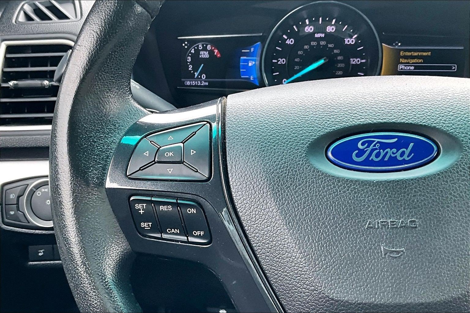 Used 2016 Ford Explorer XLT AWD/4WD image 11