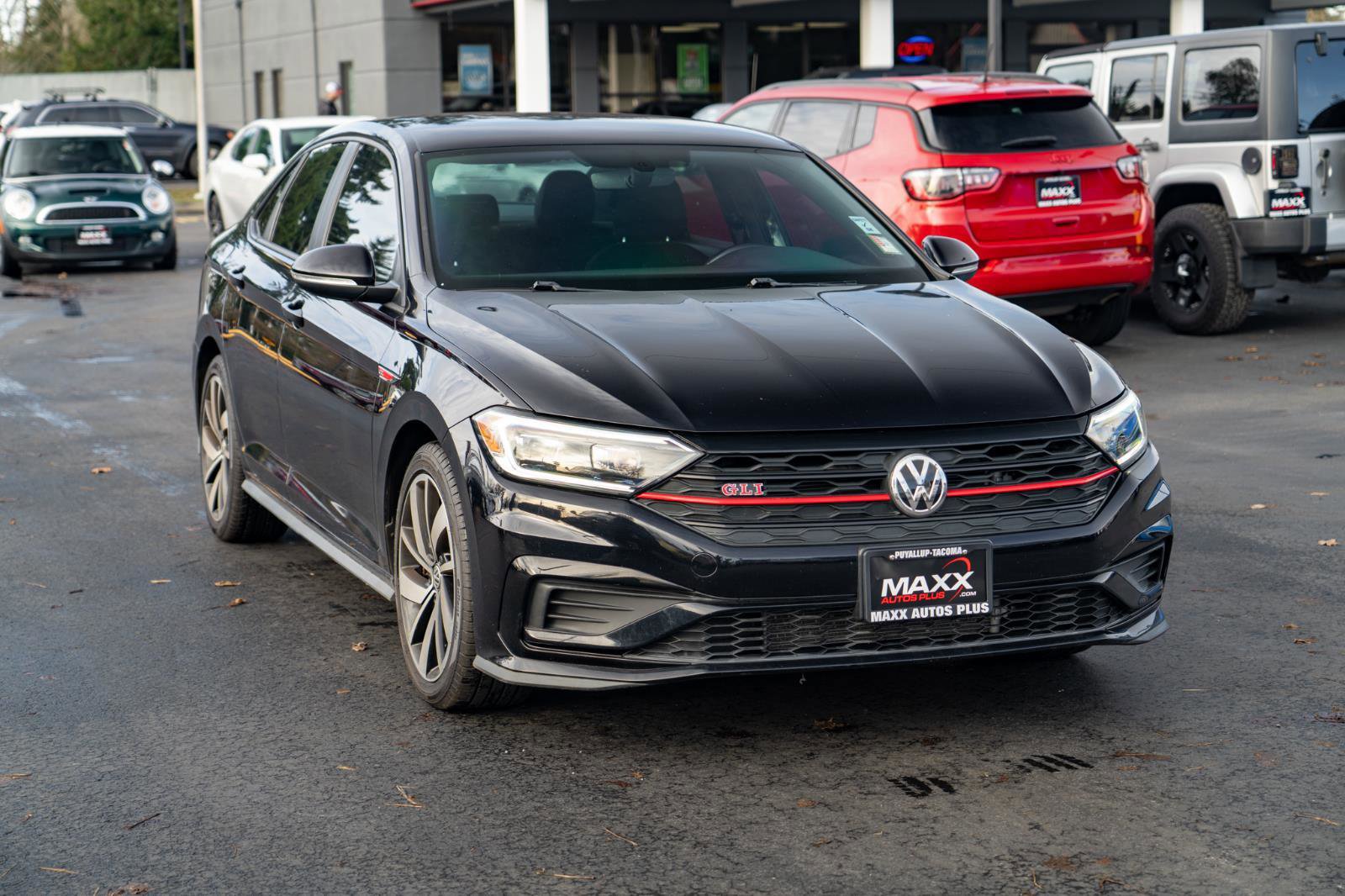 Used 2019 Volkswagen Jetta GLI image 2