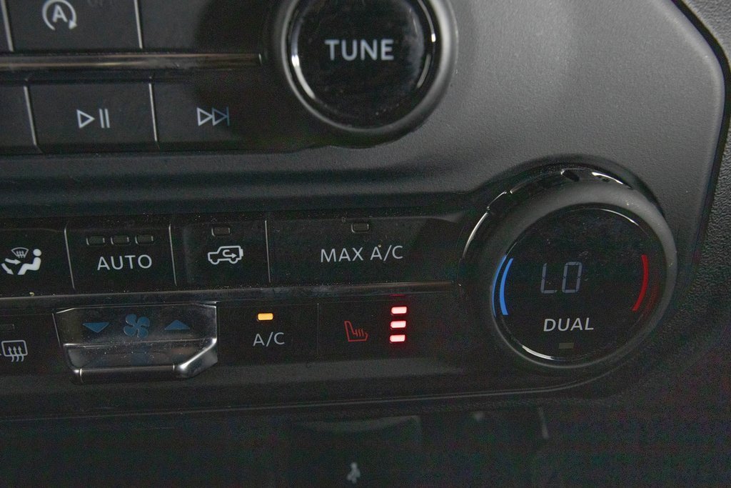 Used 2025 Ford Bronco Big Bend image 25