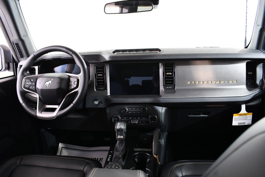 New 2025 Ford Bronco Badlands image 7