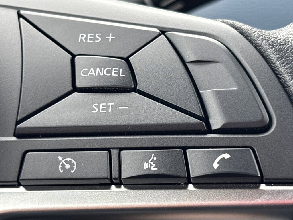 Certified 2025 Nissan Versa SV image 23