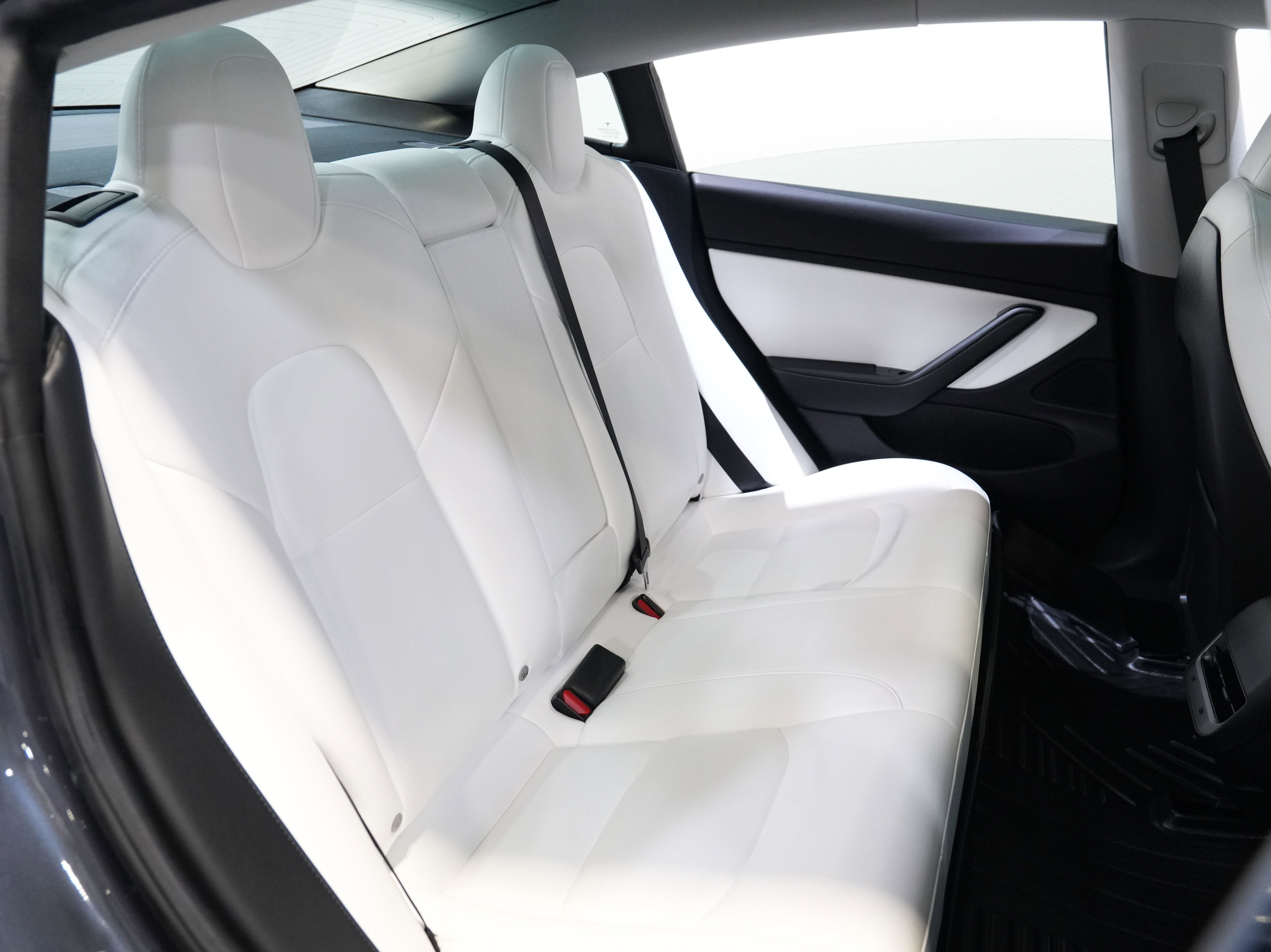 Used 2019 Tesla Model 3 Performance image 36